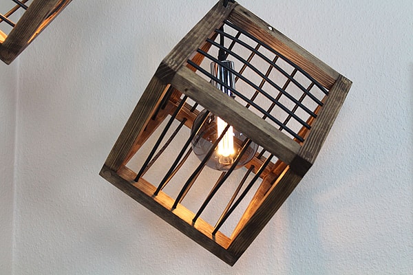 Loft lampe Diamant mørkebrun med snøre 28 cm Håndlavet i genbrugstræ af Idalund Design Loft lampe Diamant mørkebrun med snøre 28 cm Håndlavet i genbrugstræ af Idalund Design