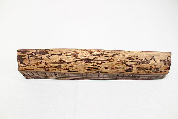 Nr 2 Længde 60 cm Højde 7 cm Dybde min. 12 cm max. 13,5 cm (2) Svævehylde natur smal 60 cm nr 2