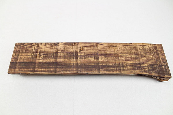 Svævehylde natur kant nr. 9 - smal 60 cm.
