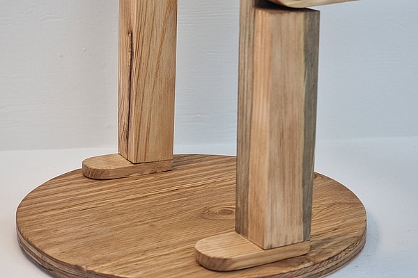 Armløs Lampemand med fod Lysebrun - Idalund Design